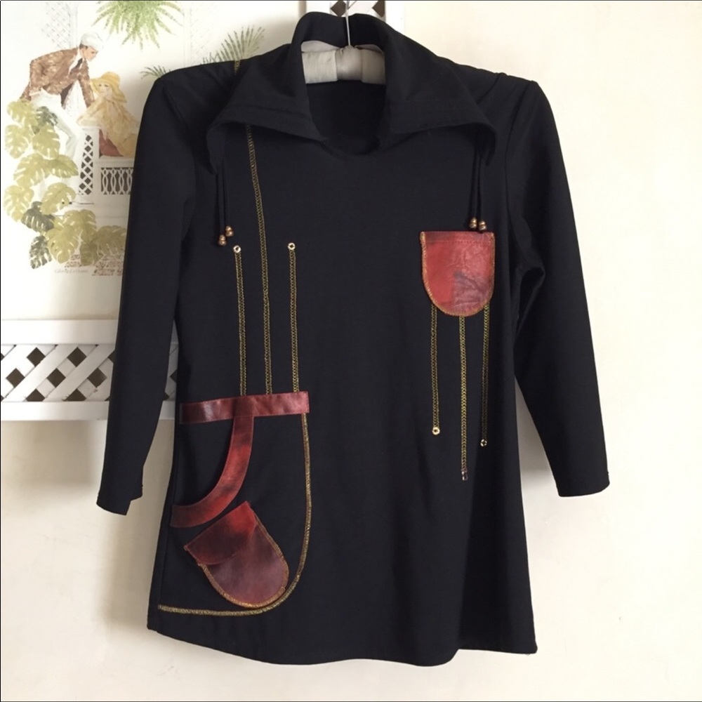 🆕🌹VINTAGE, ONE OF A KIND, ART DECO SHIRT, MEDIUM